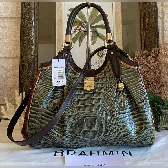 Brahmin🌿SERPENTINE HEARTWOOD ELISA SATCHEL
NEW WITH ATTACHED TAG🍃$435 MSRP🍃 - Picture 5 of 15
